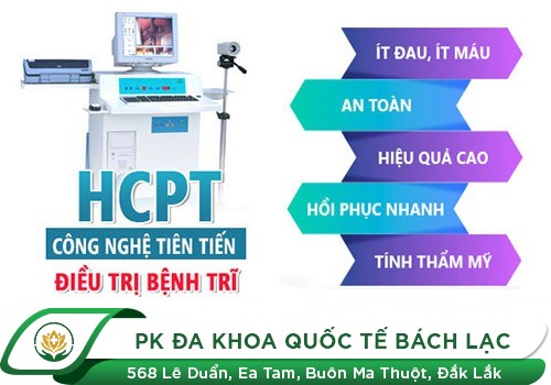 Đi cầu ra máu nên khám ở đâu?