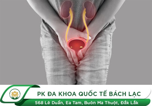 Dấu hiệu đi tiểu ra máu ở nam giới cảnh báo bệnh gì?